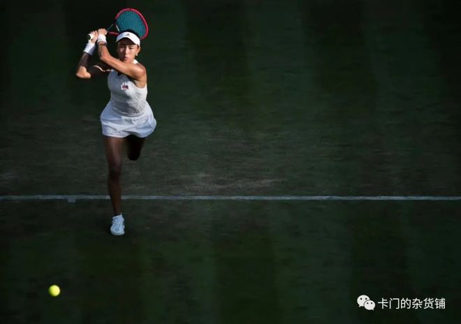 更说明她在 更说明她在