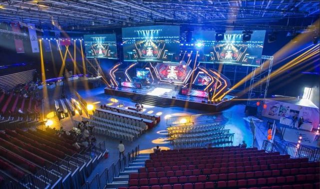 而本场比赛 而本场比赛